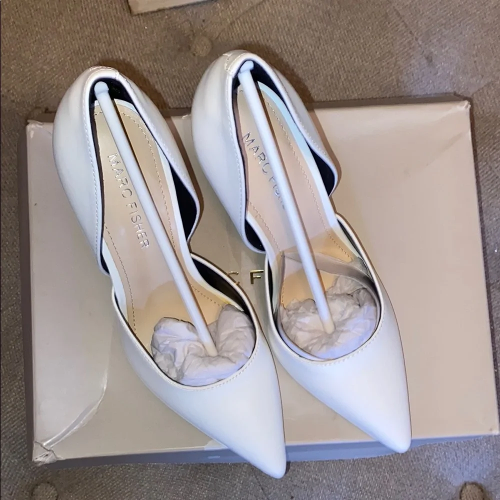 Marc Fisher Women's White Heels - Picture 3 of 12